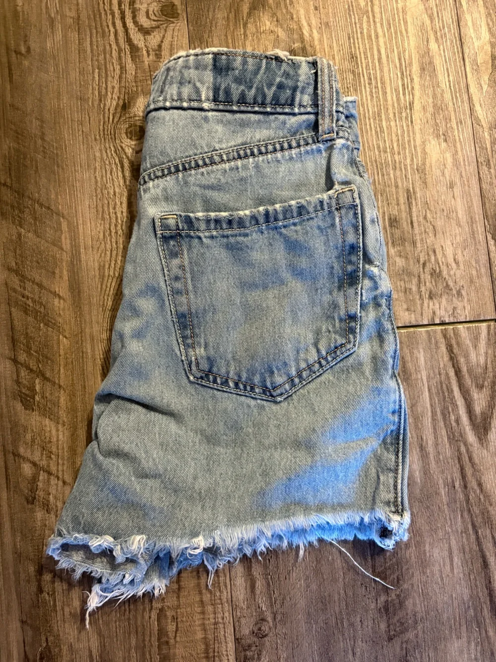 Hollister classic light